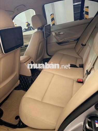 BMW 320i Bạc 98.612 km