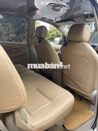 Toyota Innova G 2010 Bạc 7 chỗ