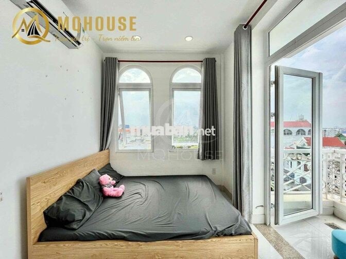 CĂN HỘ BAN CÔNG NGAY VINCOM PHAN VĂN TRỊ - QUA ĐH VĂN LANG -IUH GẦN