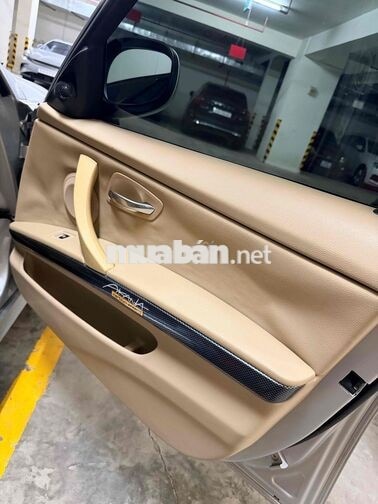 BMW 320i Bạc 98.612 km