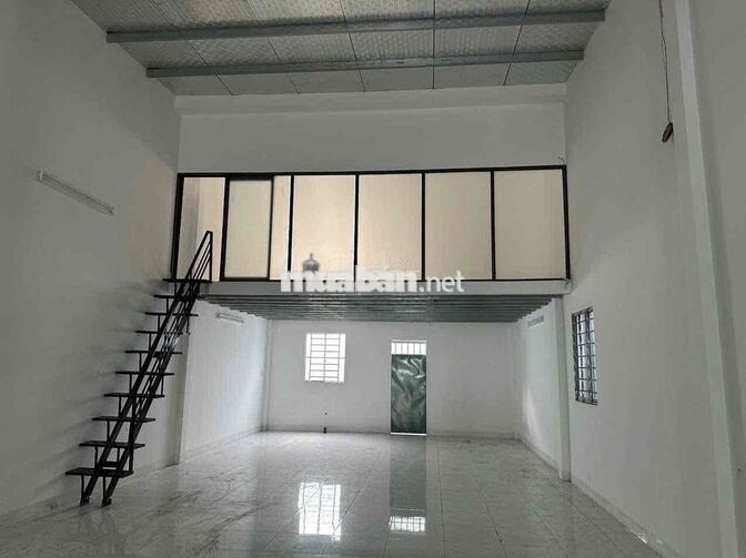 Kho xưởng 6*35 trệt lửng đường xe tải Rẻ chốt lẹ