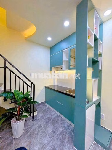 nhà bán nguyễn kiệm 1trêt và 1lâu. giá 2ty950