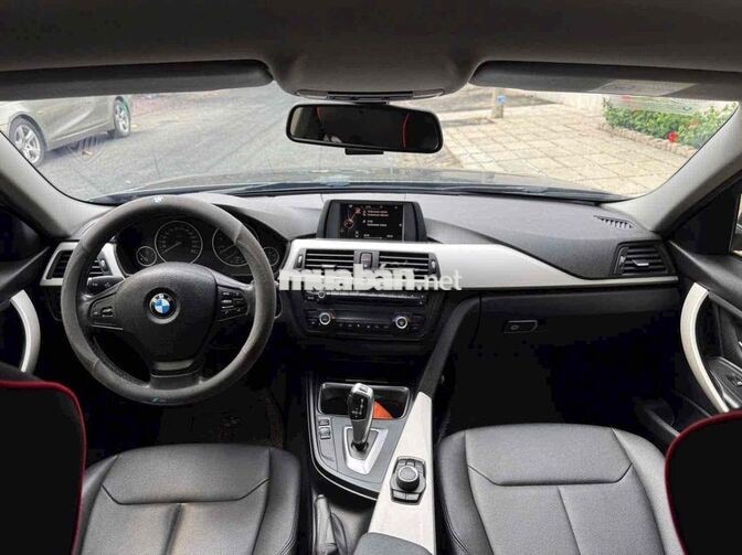 BMW 320i 2014 Xám 66.000km