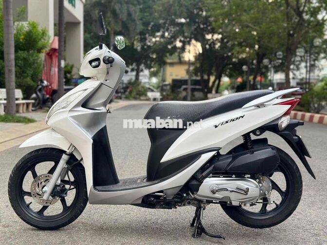 Honda Vision 2013 Trắng BSTP chính chủ nguyên zin