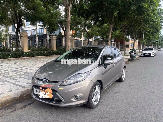 Ford Fiesta 2011 Xám