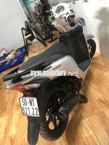 Honda Vision Fi ( bstp )chính chủ khoá smk màu Bạc