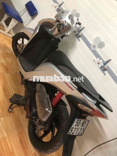 Honda Vision Fi ( bstp )chính chủ khoá smk màu Bạc