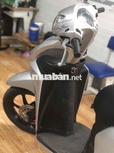 Honda Vision Fi ( bstp )chính chủ khoá smk màu Bạc