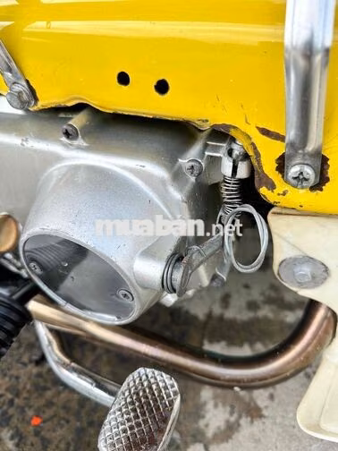 Honda Chaly 70cc Côn tay Vàng, Trắng