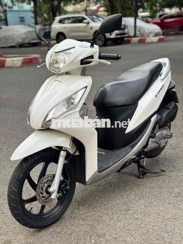 Honda Vision 2013 Trắng BSTP chính chủ nguyên zin