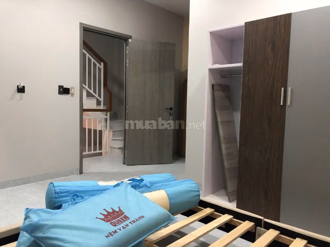 HẺM XE TẢI, NGANG KHỦNG GẦN 7M, CÓ BỒN TẮM, 5tỷ95TL