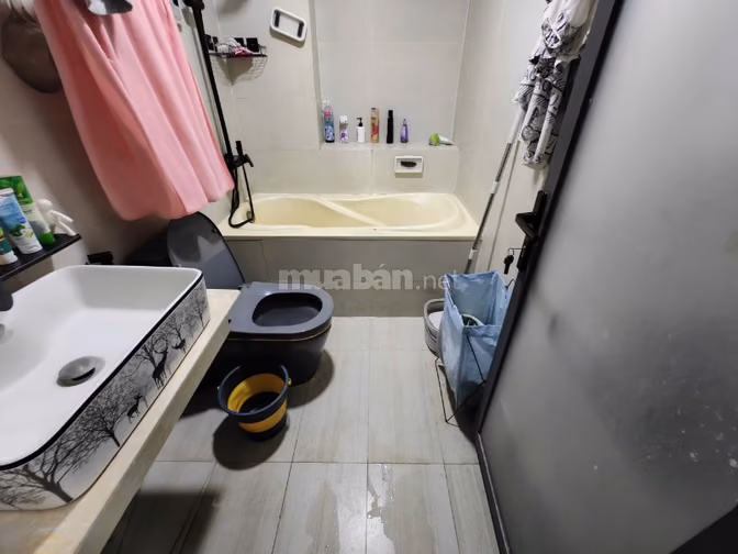 HẺM XE TẢI, NGANG KHỦNG GẦN 7M, CÓ BỒN TẮM, 5tỷ95TL