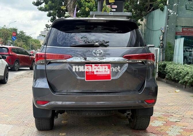Toyota Fortuner 2017 Xám 138.000km