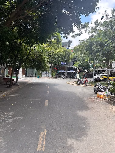 Chính chủ bán gấp nhà MT Nội Bộ Ngay Phan Đình Phùng 3 lầu sân thượng