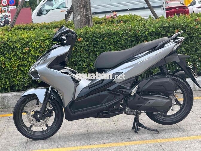 Honda Air Blade 2024 Bạc