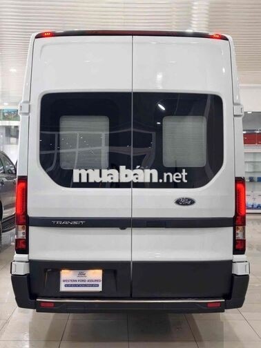 Ford Transit Premium 2025 Trắng 5.800km