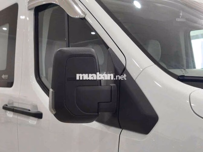 Ford Transit Premium 2025 Trắng 5.800km