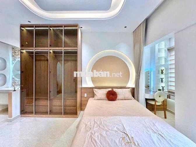 Cho thuê nhà hẻm Bành Văn Trân , Tân Bình. 3 Tầng ( 3PN-3WC ) .