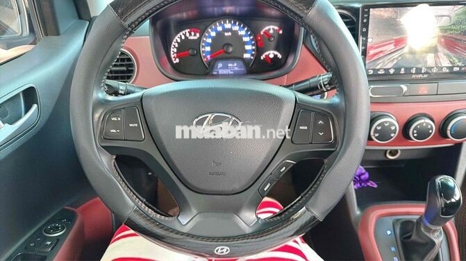 Hyundai I10 Sedan 2018 Đỏ Tự động 5 chỗ
