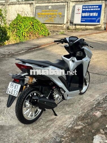 Honda Vario 125 Bạc Indonesia