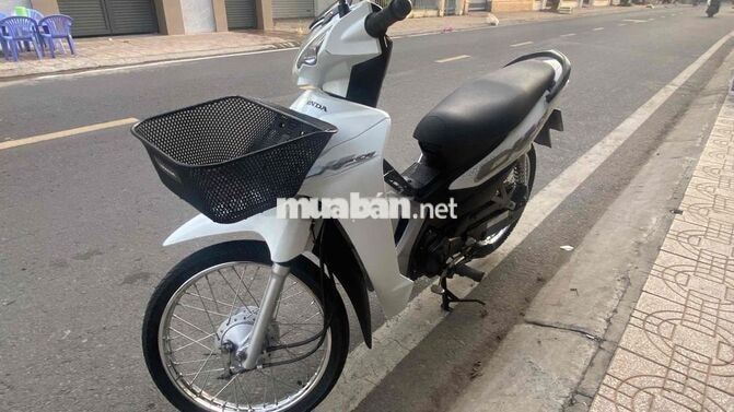 Honda Wave 110 dk 2019 Trắng bs 67 ag
