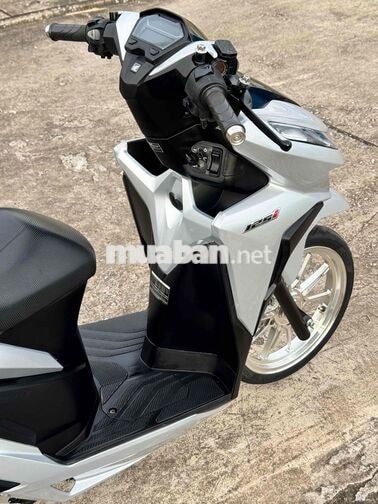 Honda Vario 125 Bạc Indonesia