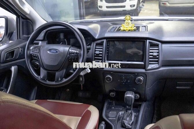 Ford Ranger XLS 4x2 AT 2019 Trắng 187.000km