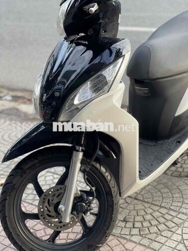 Honda Vision Trắng đen