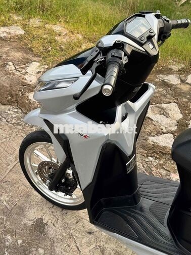 Honda Vario 125 Bạc Indonesia