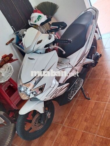 Honda Air Blade 2010 Trắng Thái Lan