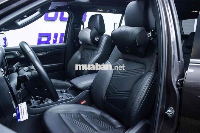 Ford Everest Titanium 4x4 2022 70.000km Nâu