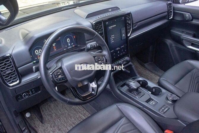Ford Everest Titanium 4x4 2022 70.000km Nâu