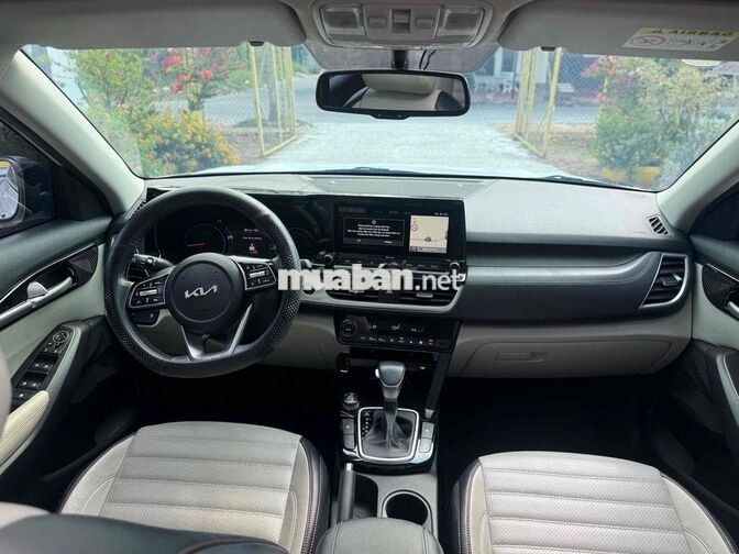 Kia Seltos Premium 1.4T 2022 Trắng 34.000 km