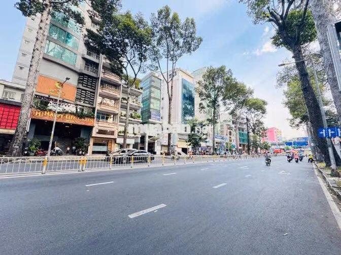 NHÀ 7 TẦNG - TRẦN HƯNG ĐẠO , QUẬN 1 - 5x17m - GIÁ THUÊ: 70 TRIỆU