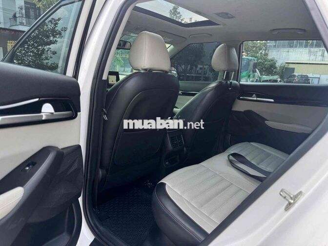 Kia Seltos Premium 1.4T 2022 Trắng 34.000 km