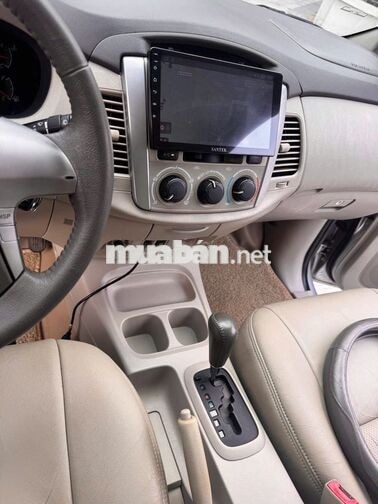 Toyota Innova 2.0G AT 2012 Bạc