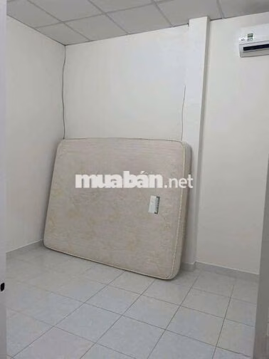 Nhà Hẻm xe hơi, 2PN, 2WC. Tân Bình 