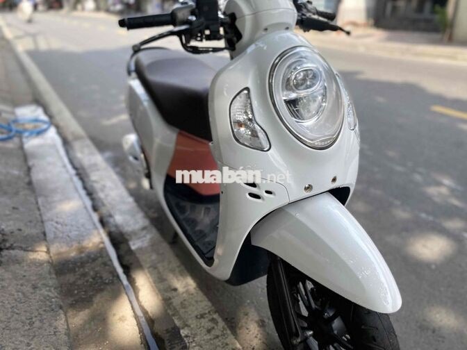 Honda Scoopy FI 2022 Trắng