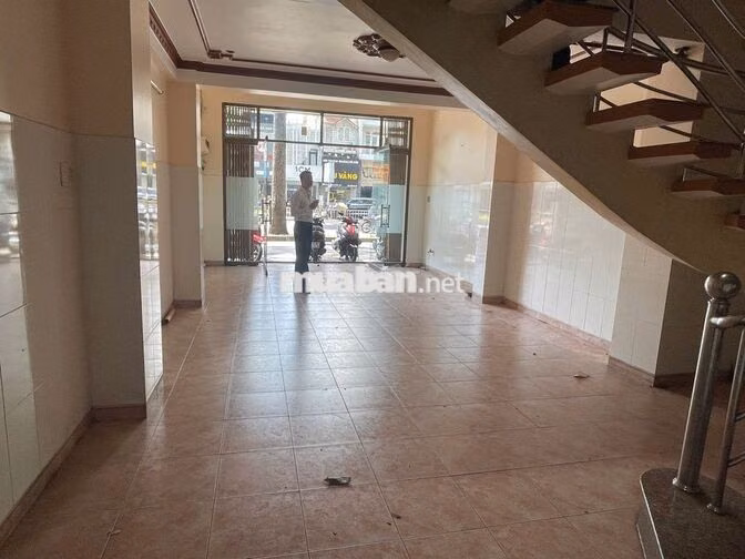 NHÀ 7 TẦNG - TRẦN HƯNG ĐẠO , QUẬN 1 - 5x17m - GIÁ THUÊ: 70 TRIỆU