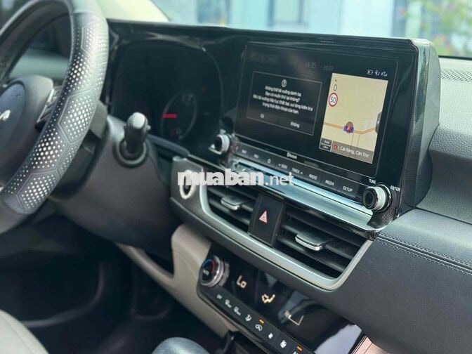Kia Seltos Premium 1.4T 2022 Trắng 34.000 km