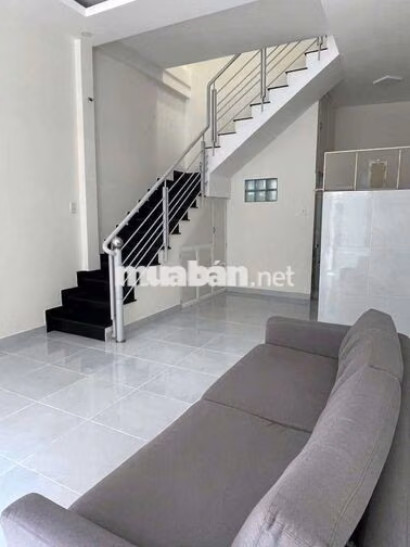 Nhà Hẻm xe hơi, 2PN, 2WC. Tân Bình 
