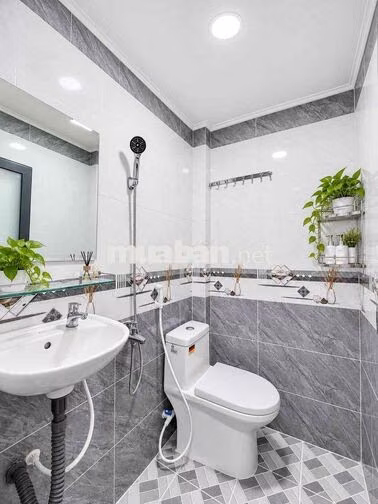 PHÒNG TRỌ MỚI XÂY - ĐẦY ĐỦ NỘI THẤT -GALAXY NGUYỄN VĂN QUÁ