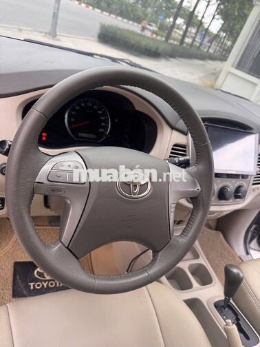 Toyota Innova 2.0G AT 2012 Bạc