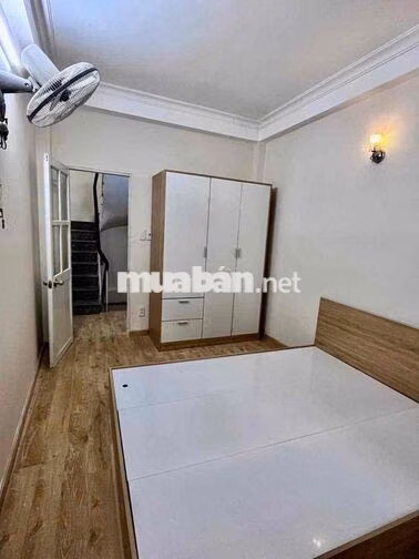 Nhà 1tr2l sth, hẻm Tô Hiến Thành, Q10 | 2pn 2wc sẵn máy lạnh