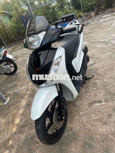 Honda SH 125 Trắng đen