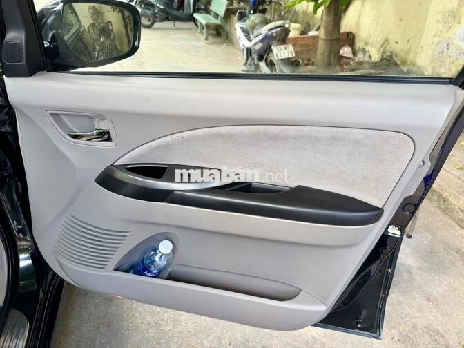 Mitsubishi Grandis 2005 Đen AT chính chủ zin đẹp