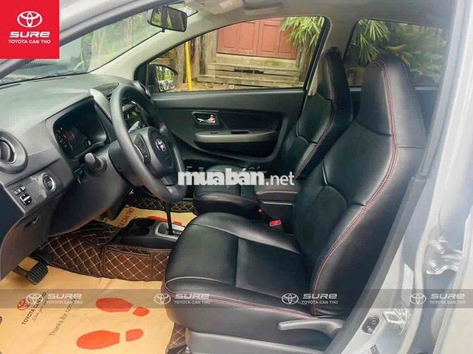 Toyota Wigo 1.2G AT 2021 Bạc 33.000 km
