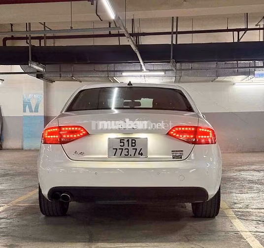 Audi A4 2009 Trắng Tự động