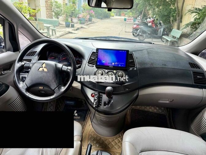 Mitsubishi Grandis 2005 Đen AT chính chủ zin đẹp