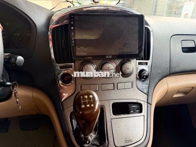 Hyundai County 2010 Dầu 9 chỗ